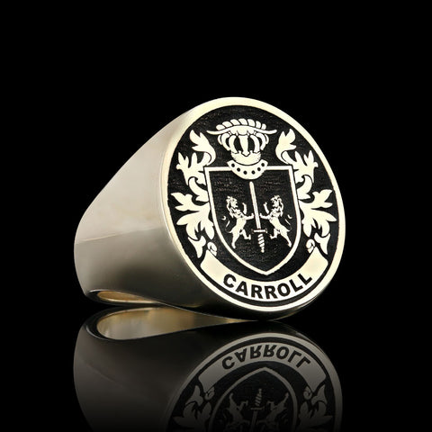 Carroll gold crest  ring