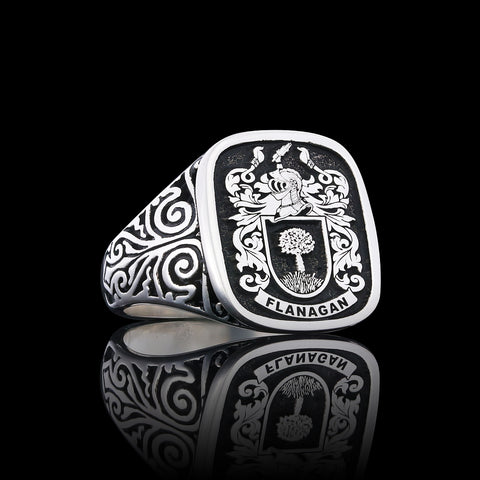 Flanagan family crest ring