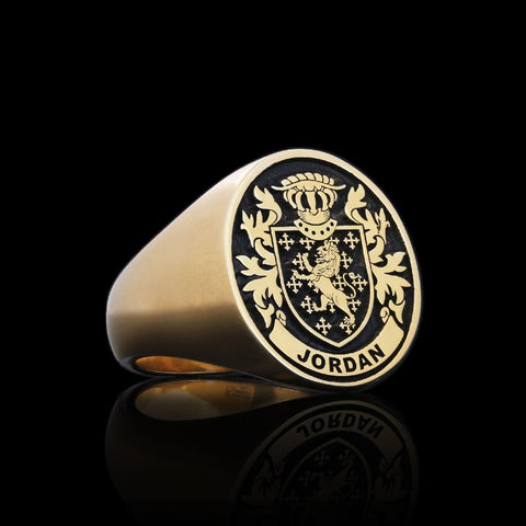 Jordan crest ring gold