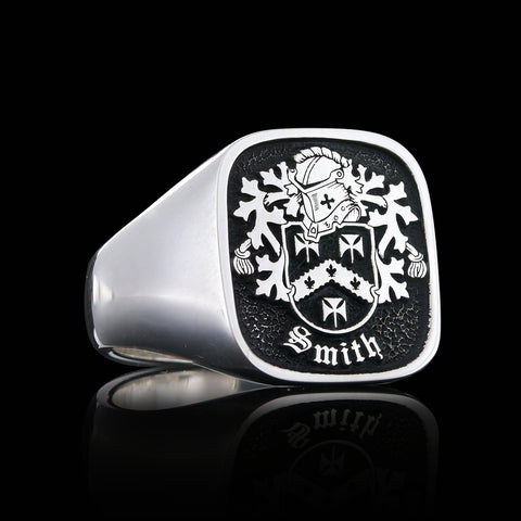 Smith family crest ring