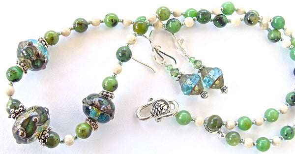 Argus: Apple Green Stone Necklace Set – Earth and Moon Design