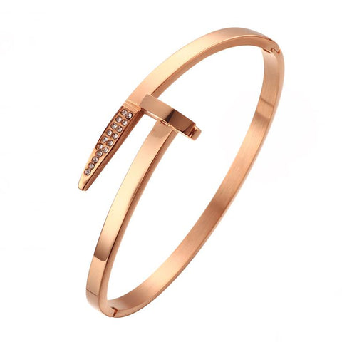 cartier bracelet arrow