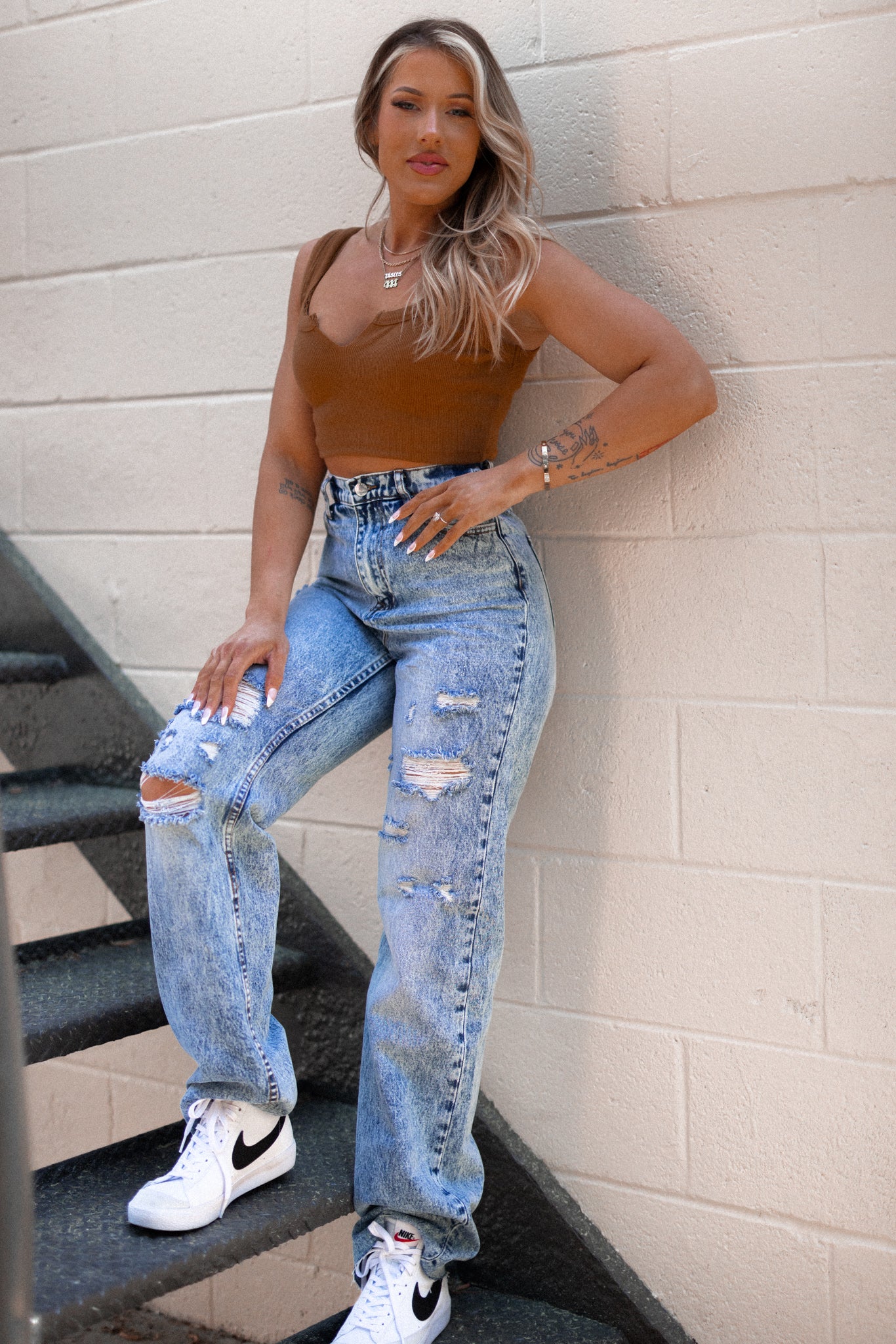 Kami Distressed Boyfriend Jeans – Alternative