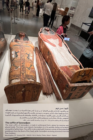 Coffin of Sennedjem in a glass display at the museum 