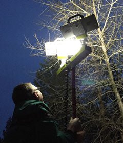 The 2-headed V-Spec LED being extended on a LENTRY Light.