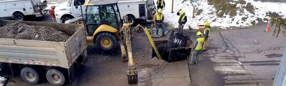 Night time repair and construction projects (including water and utility line repair, trench work, roadwork, roofing and construction projects like this) need LENTRY LIGHTING.