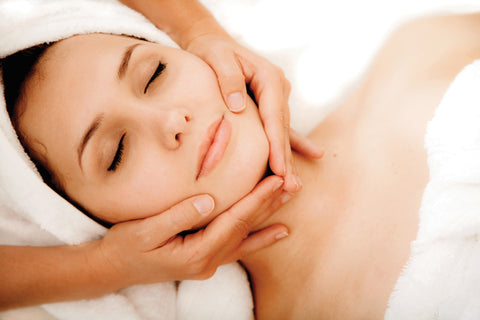 facial-service-spa-esthetician