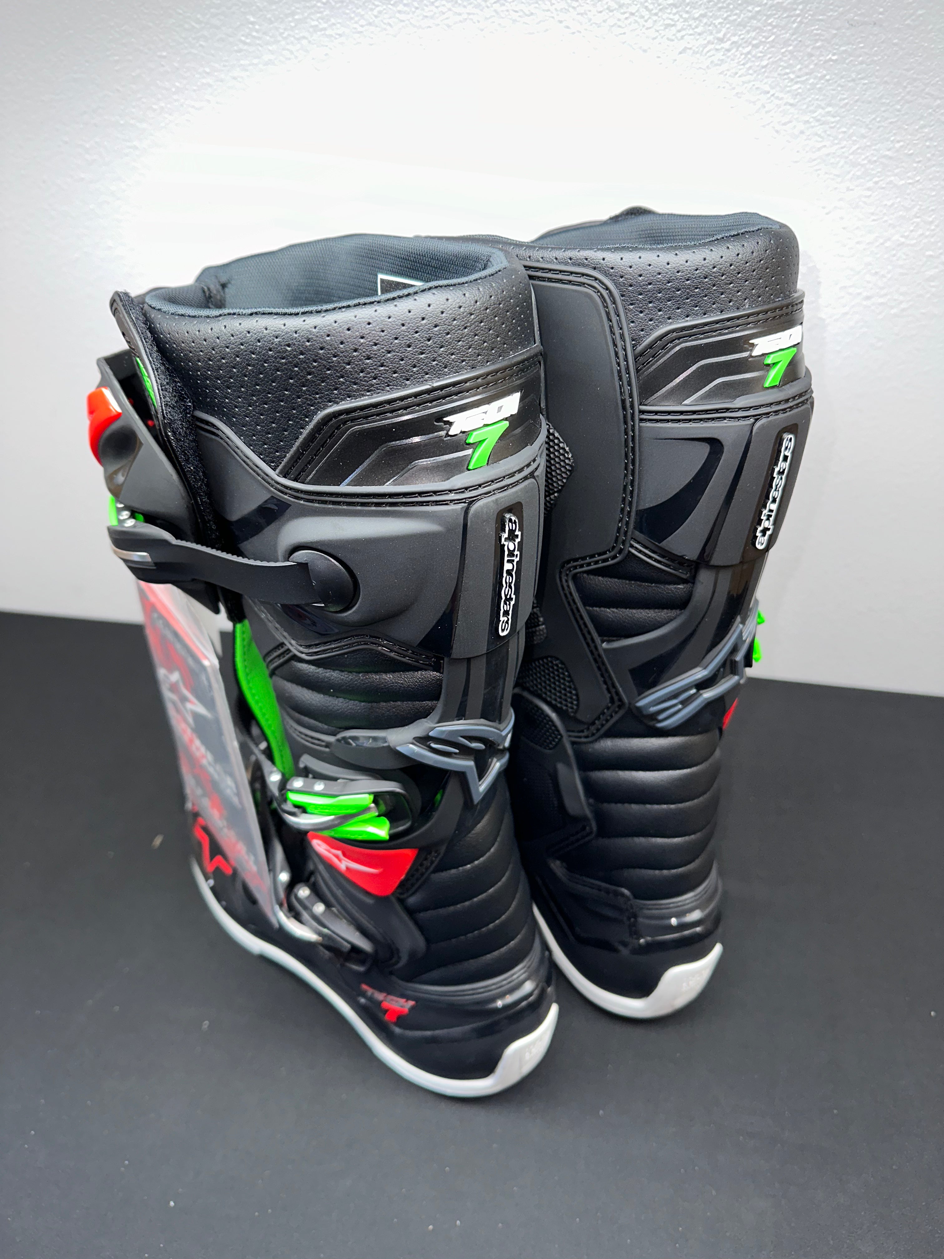 Alpinestars Tech 7 Boots - Black/Red/Green Size 10