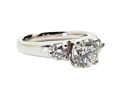 1 carat Round Diamond Halo Engagement Ring - YouTube
