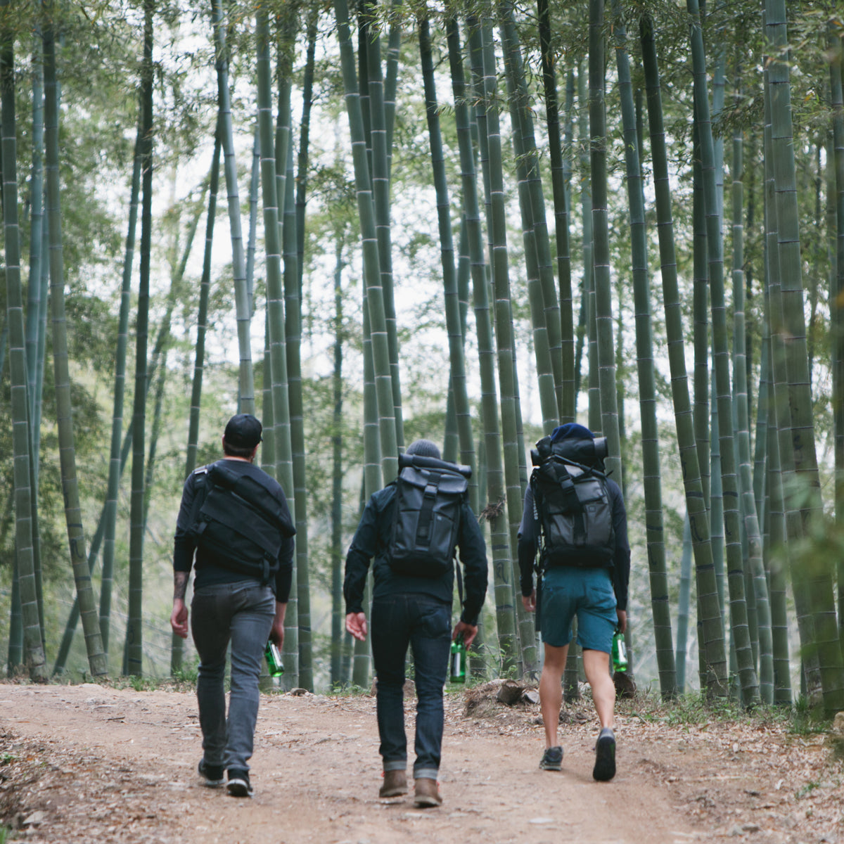 Prueba de campo por Mission Workshop. País: China. Protagonistas : John Watson, James Adamson, Factory Five, Werehaus, Ibis Bikes