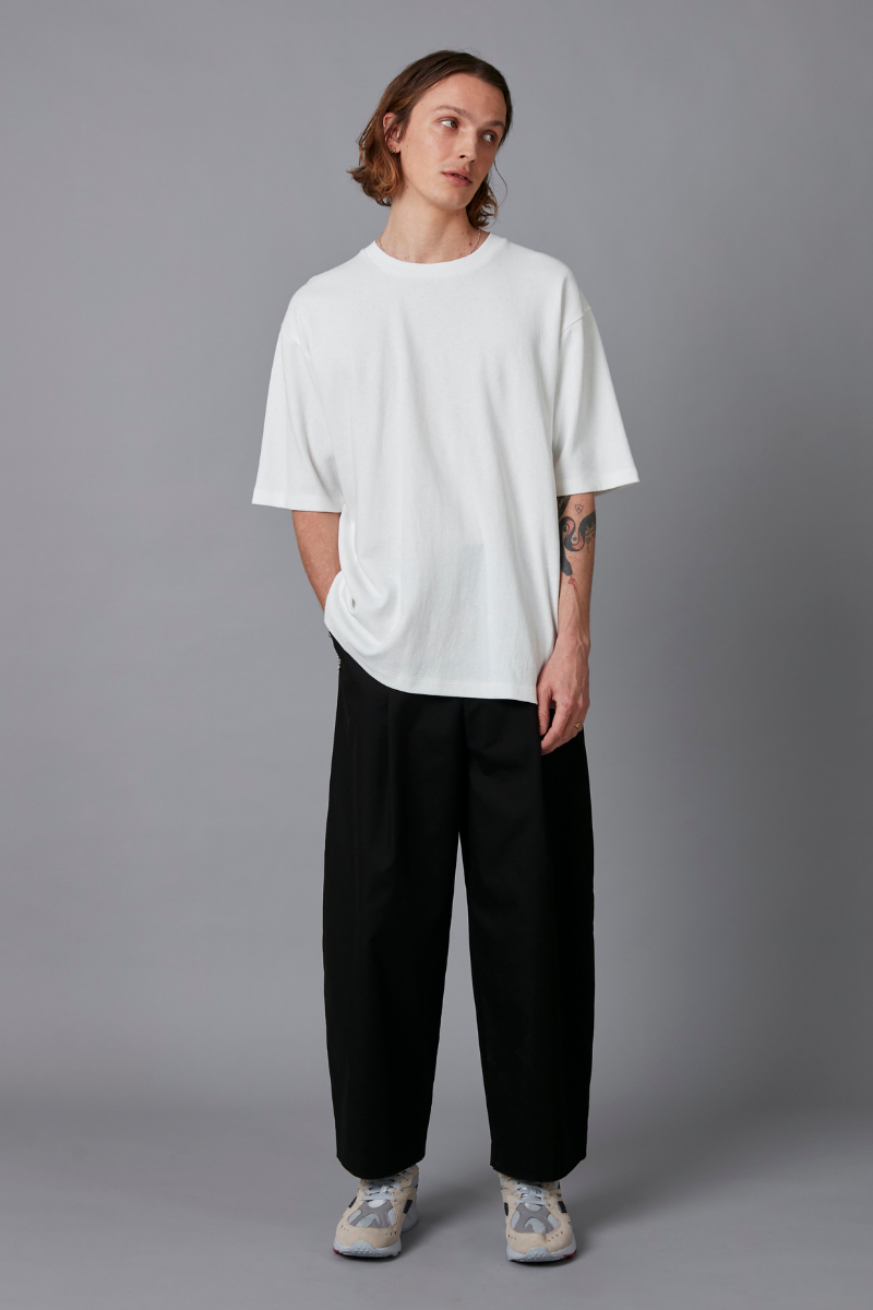 Image of Off White Yosshi Relaxed GenderU Cotton Tee