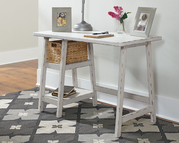 Realyn White Home Office Desk Return Set - Evansville Overstock