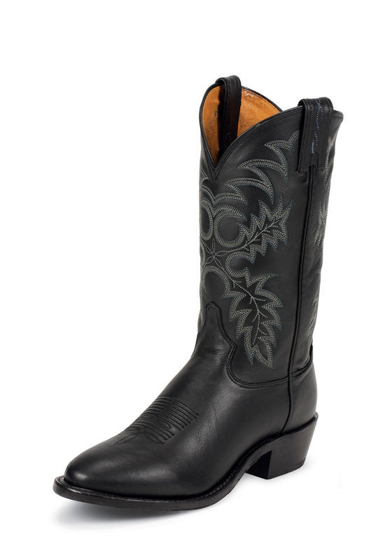 black round toe cowboy boots