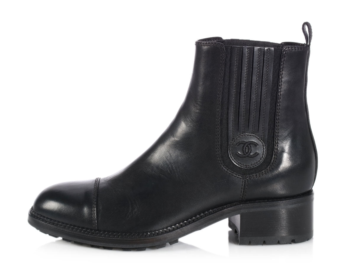 chanel chelsea boots