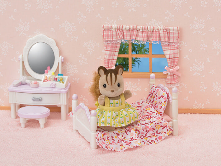 calico critters bedroom & vanity set