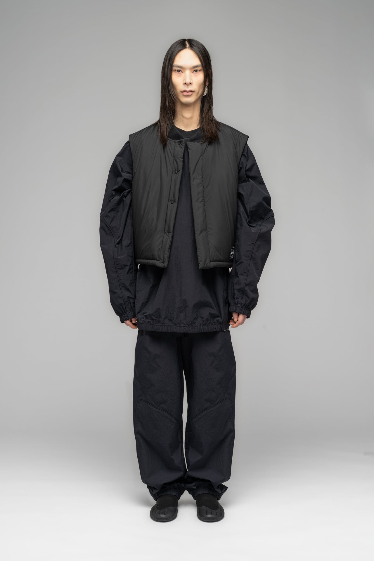 ''SPIDERLEG'' SYSTEM CROPPED PUFFER VEST