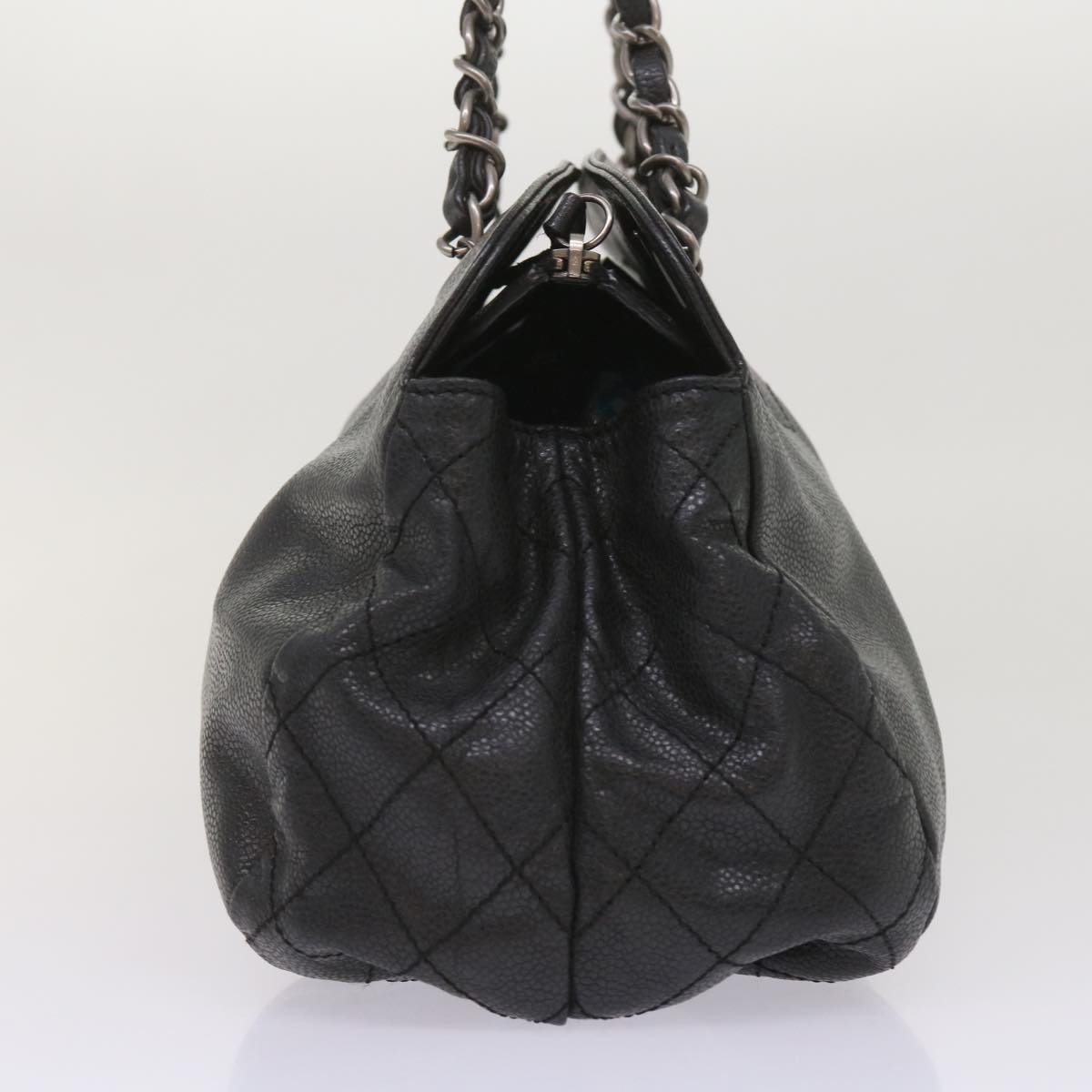 Pre-owned Chanel Cc Black Leather Shoulder Bag ()