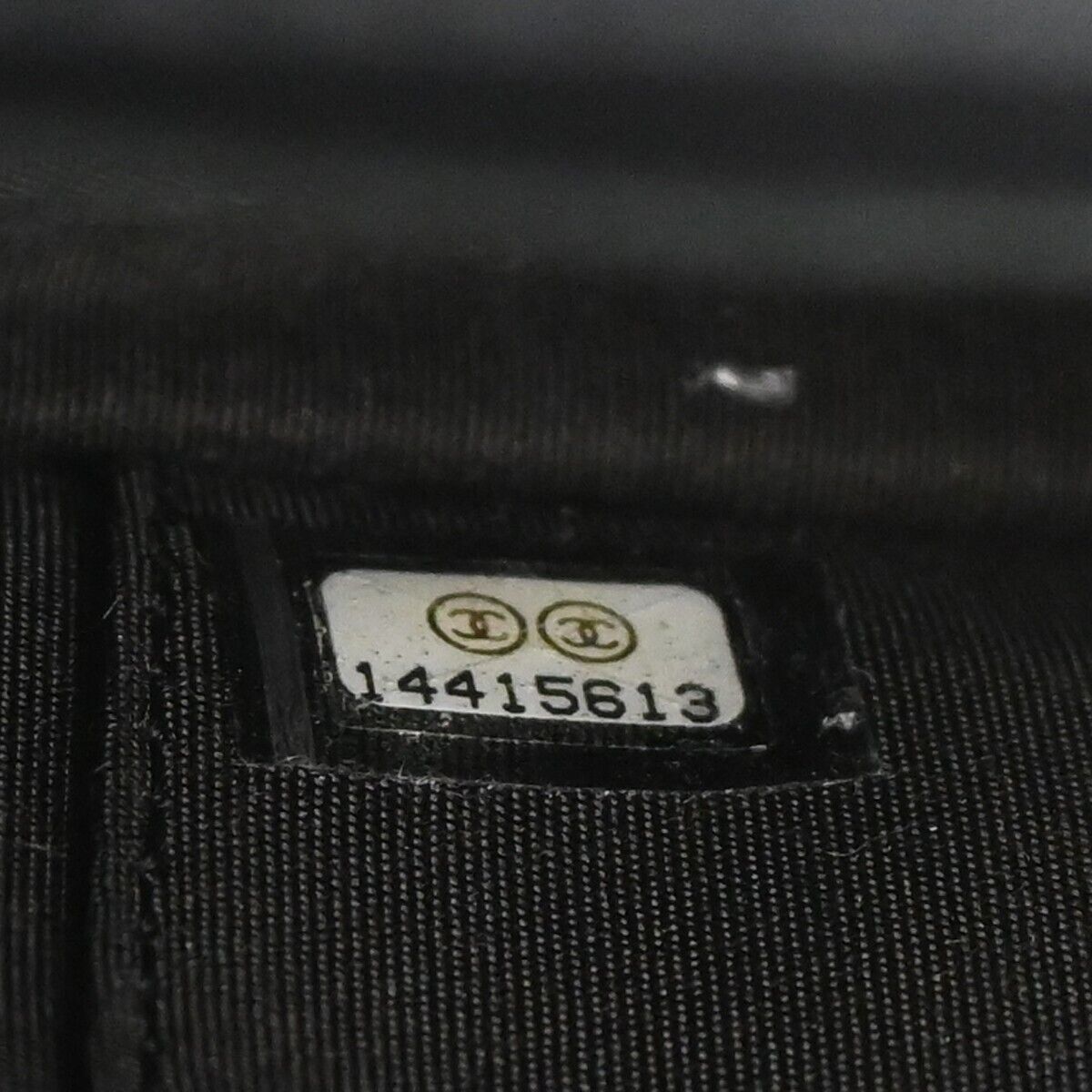 Pre-owned Chanel Cc Black Patent Leather Shoulder Bag ()