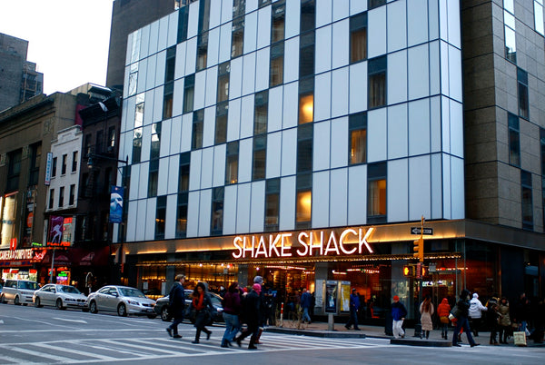 shake shack in new york auf 8th ave.