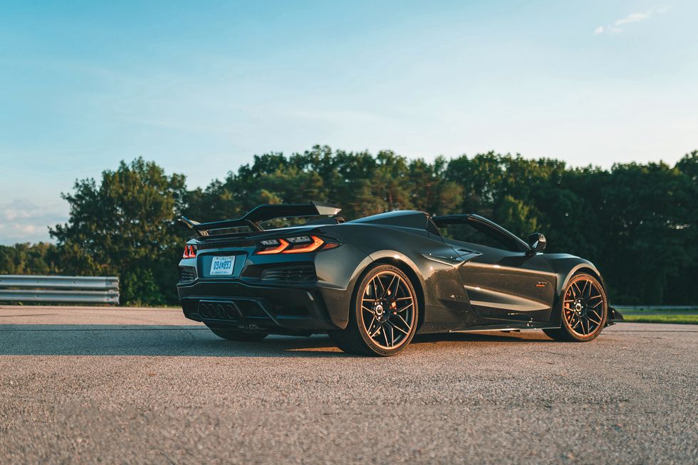 C8 Corvette Z06 Édition 70e Anniversaire Carbon Flash Noir Métallisé