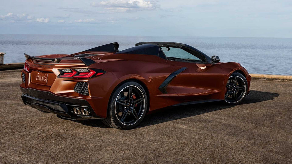 Un Corvette C8 metálico con cafeína 2022