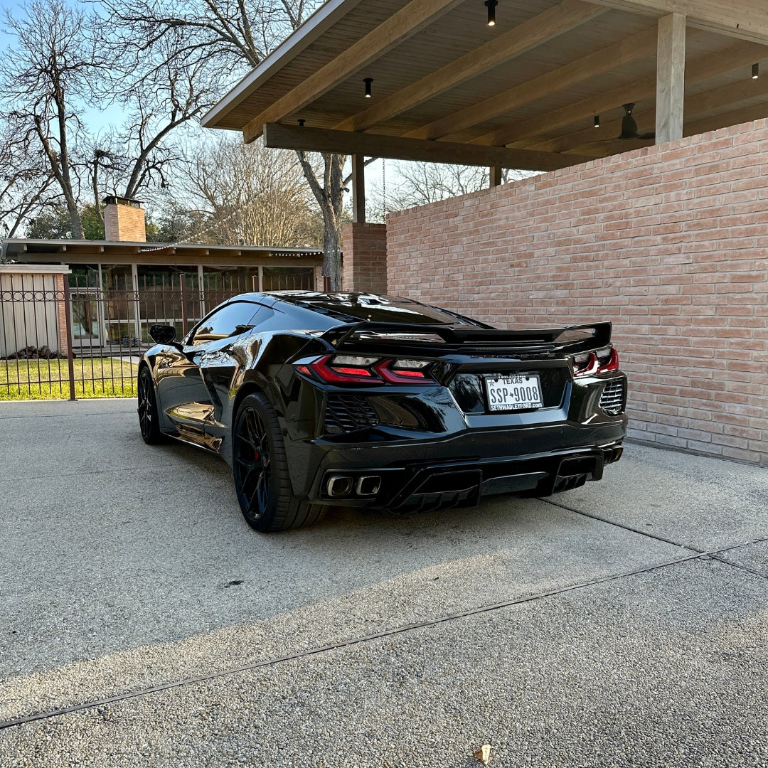Carbon Flash ACS C8 Diffuser Inserts on Black Corvette