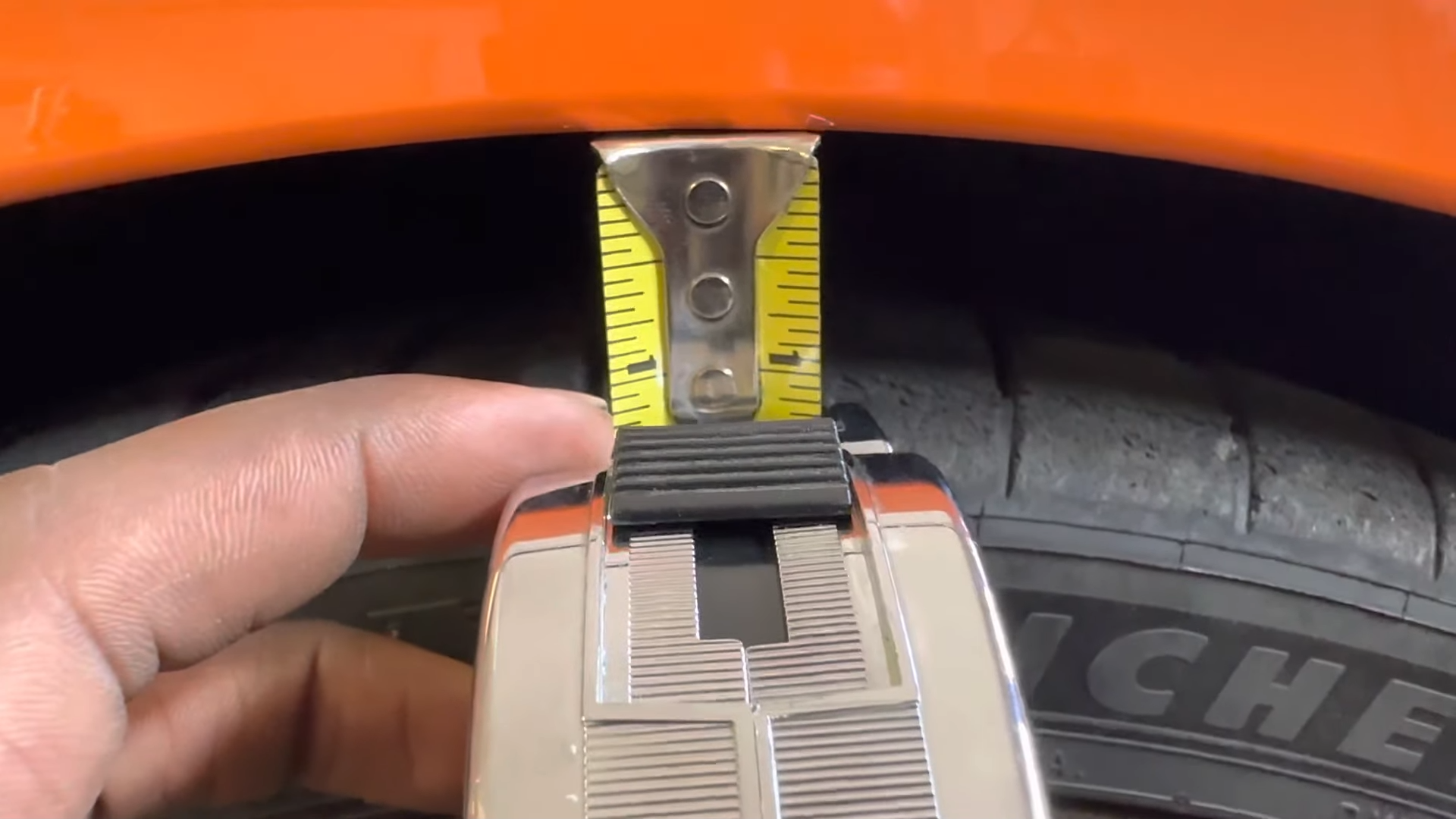 Measuring the wheel gap on the C8 Corvette z06 after lowering it