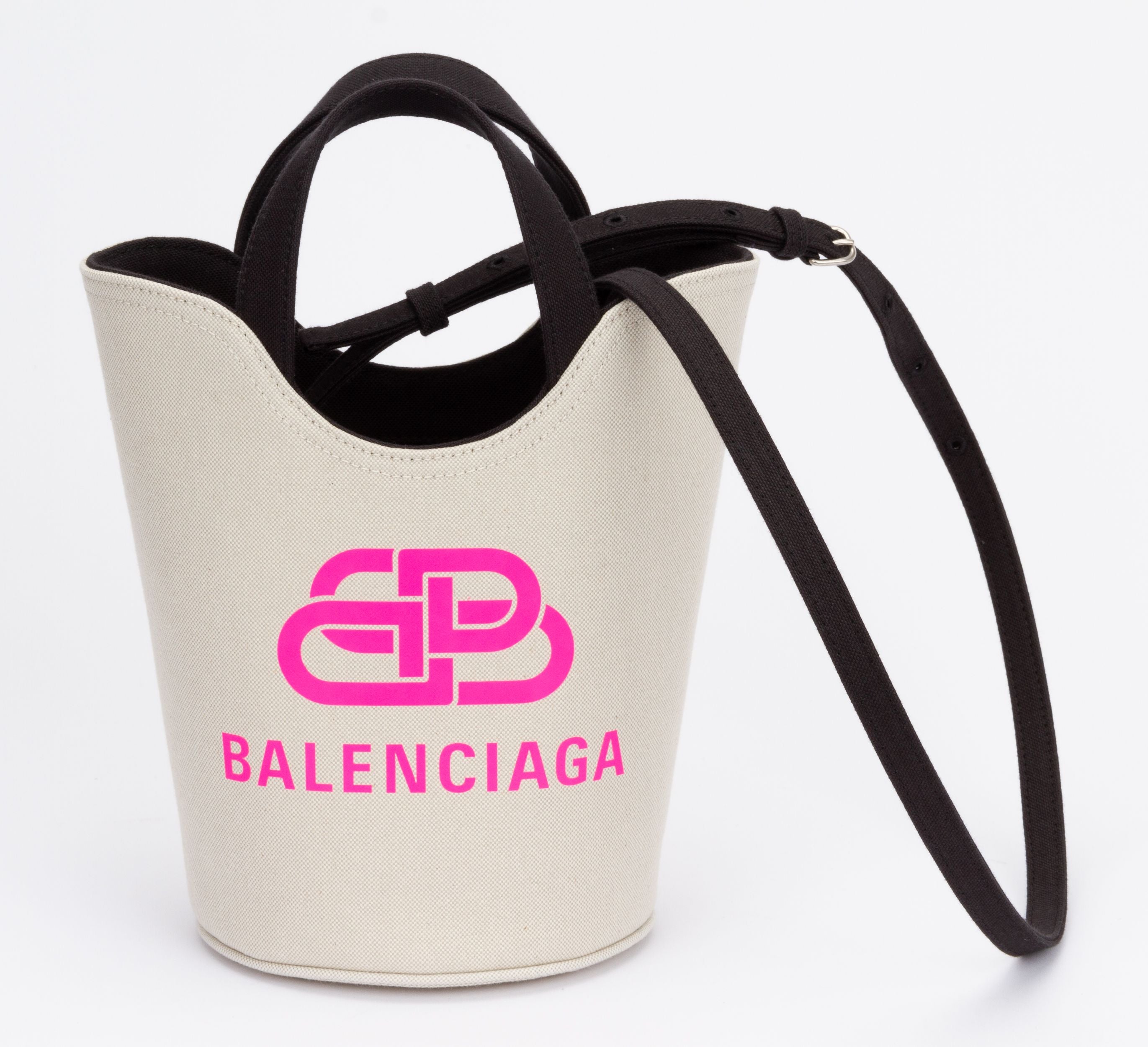 Leather crossbody bag Balenciaga Beige in Leather  30445437