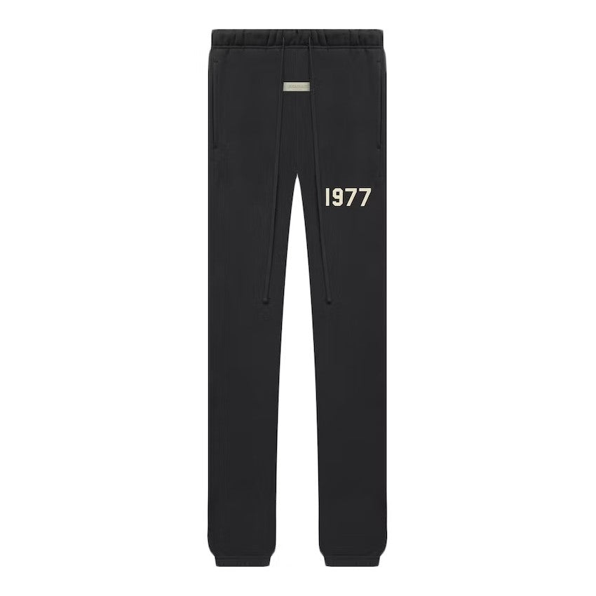 FOG Essentials 1977 Sweat Shorts SS22 - Iron | In stock