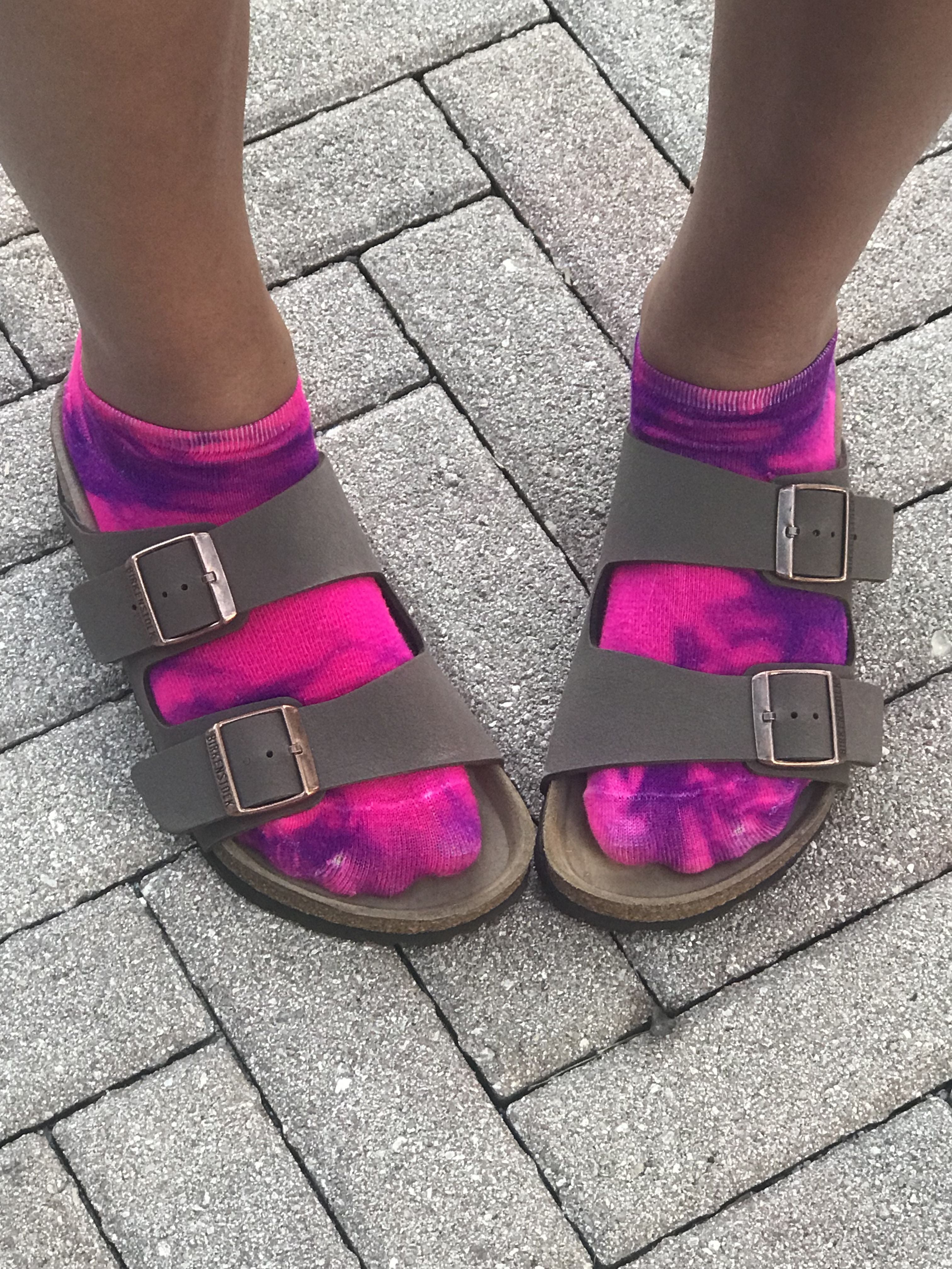Rainbow Striped Pattern Toe Socks (Adult Medium) - Pink Accent