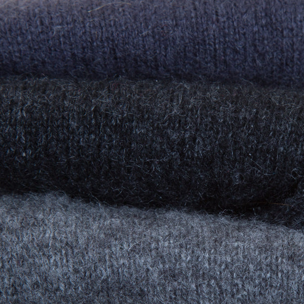 Charcoal Cashmere Fingerless Gloves | Turtle Doves