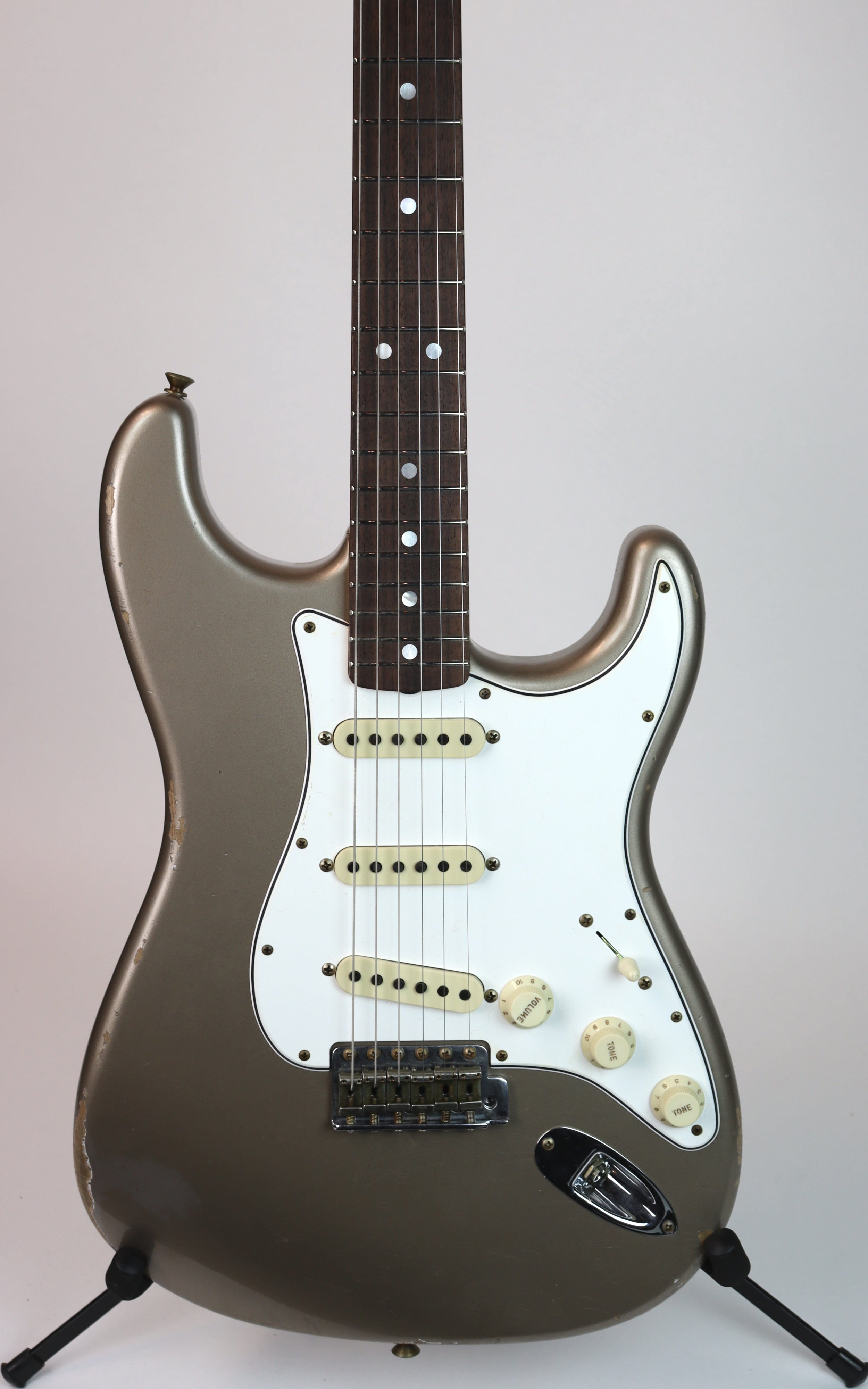 Fender Custom Shop '67 Strat Journeyman Relic Aged Shoreline Gold