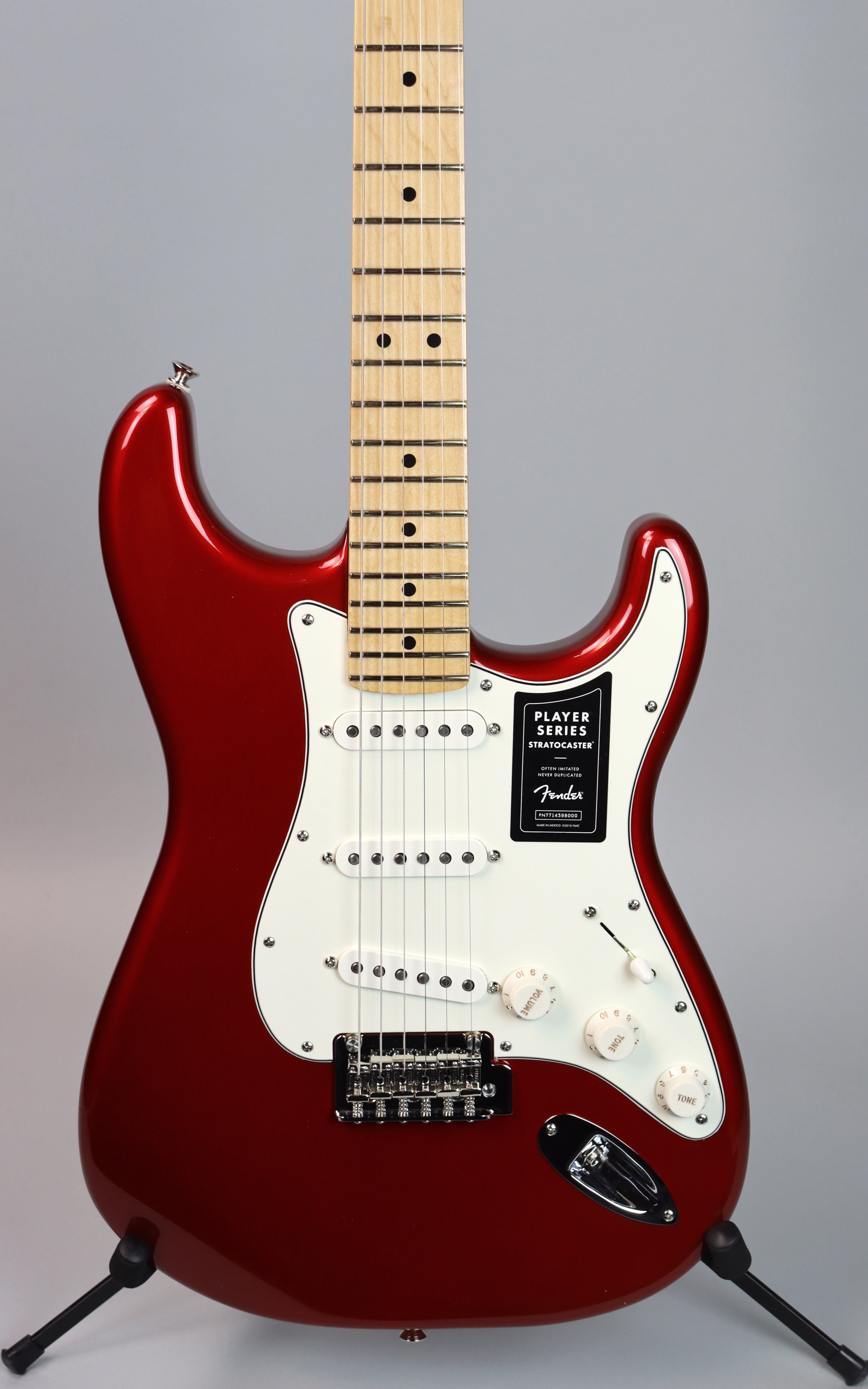 Fender Player Stratocaster MN Candy Apple Red