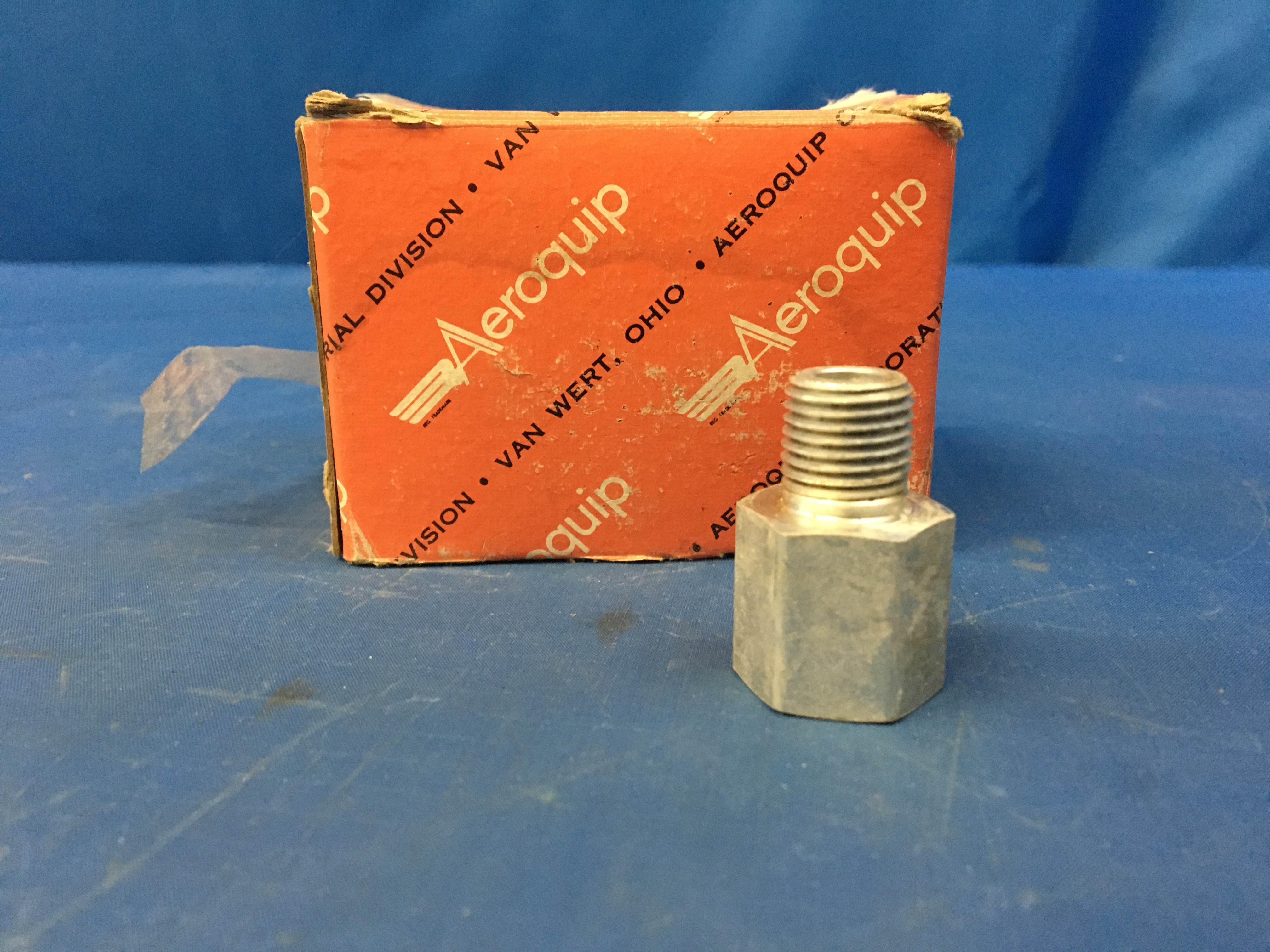 Eaton Aeroquip 12267787-2 Pipe To Boss Straight Adapter NSN:4730-01-073-4309