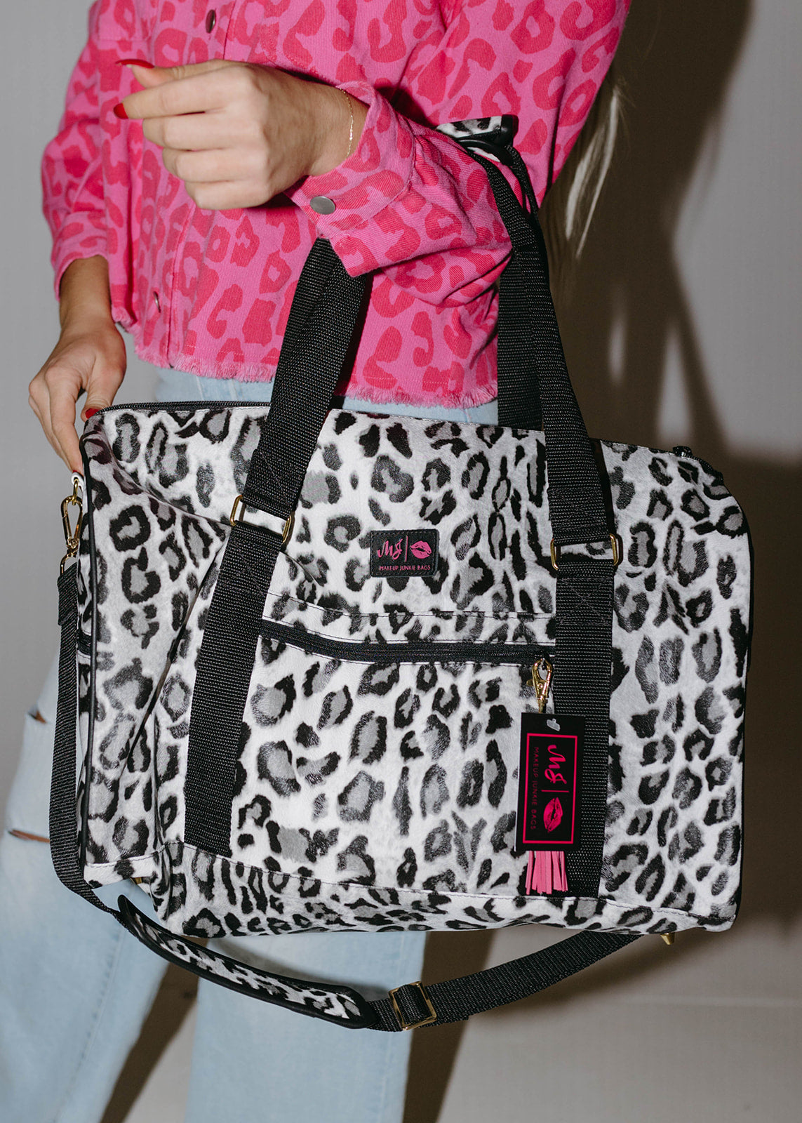 Classy Leopardess Duffel Bag – The Vintage Leopard