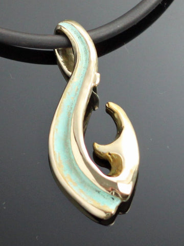 Why Women Loves to Wear Fish Hook Pendant? - Anisa Jewelry