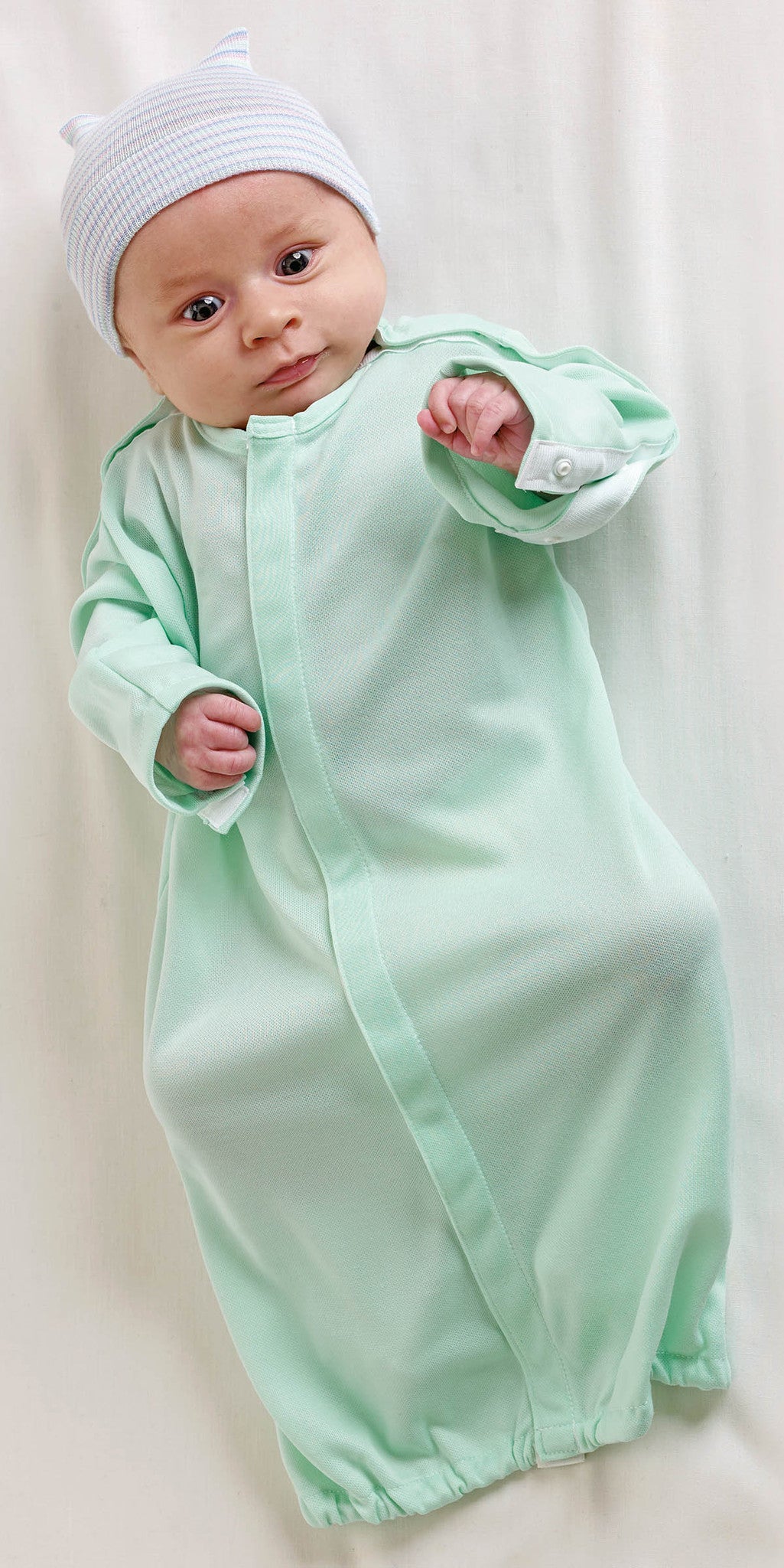 Infant IV Shoulder Gowns (0 - 6 (Dozen) - BH Medwear