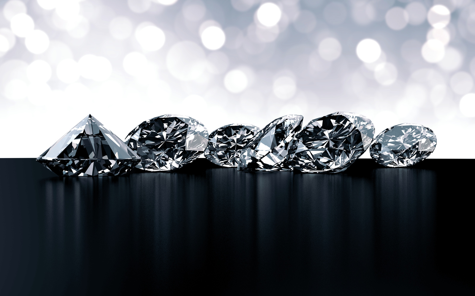 JohnstonJewelers cung cấp các hạng mục cắt kim cương khác nhau để đáp ứng nhu cầu của khách hàng. Điều này đồng nghĩa với việc chúng tôi cam kết mang đến sản phẩm tuyệt vời nhất cho khách hàng của mình. 