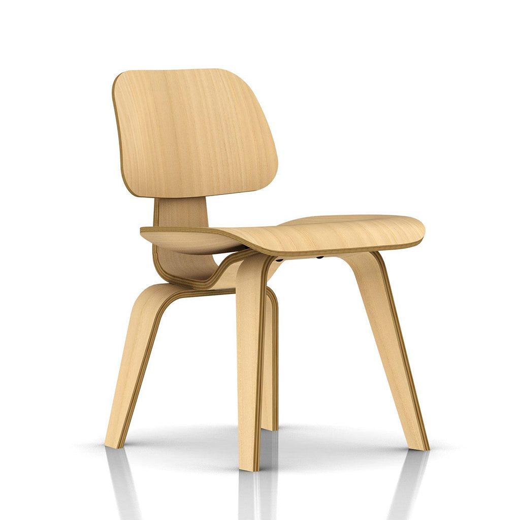 eames® moulded plywood dining chair  timber leg