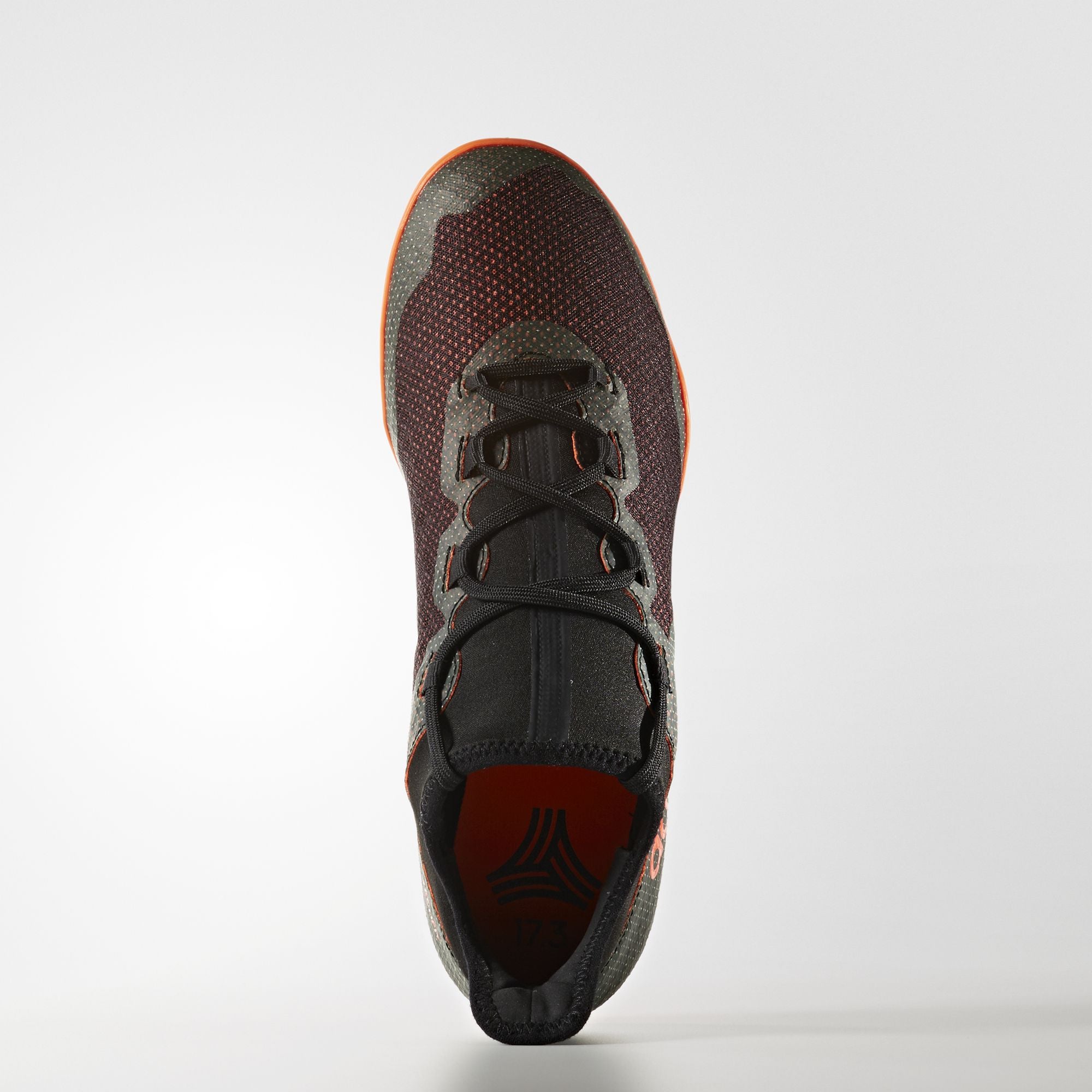 x tango 17.3 indoor shoes