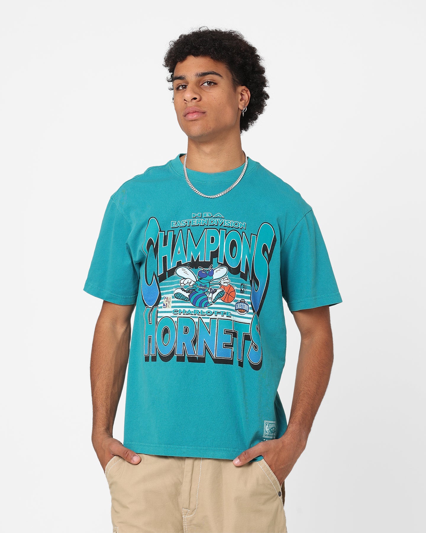 Charlotte Hornets T-Shirt in Teal - Glue Store