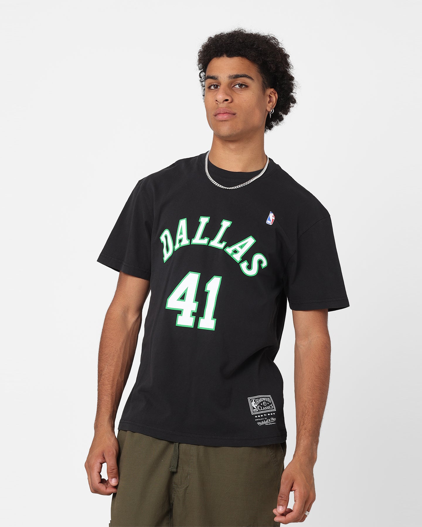 Mitchell and Ness t-shirt Player Name & Number Traditional Allen Iverson  Philadelphia 76ers black  CLOTHES & ACCESORIES \ T-Shirts \ T-Shirts  BASKETBALL \ NBA EASTERN CONFERENCE \ Philadelphia 76ers BRANDS \