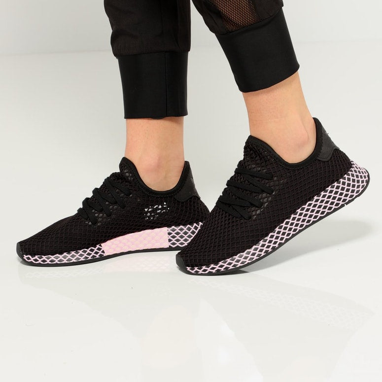 black adidas deerupt womens