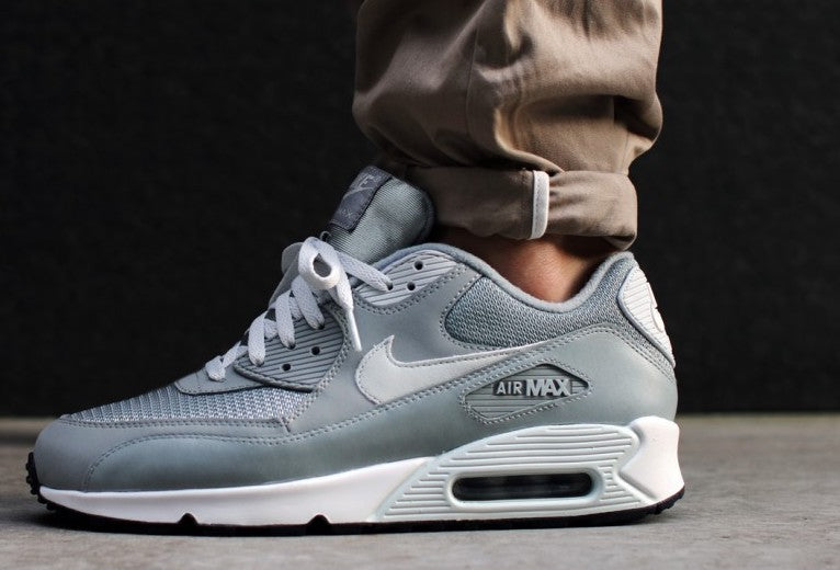 nike air max 90 essential outfit