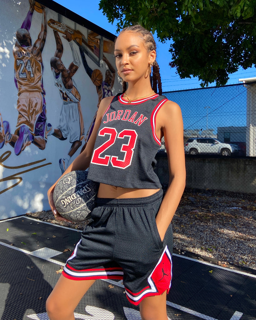 Jordan Women's Jordan Essential Jersey Black | Culture Kings