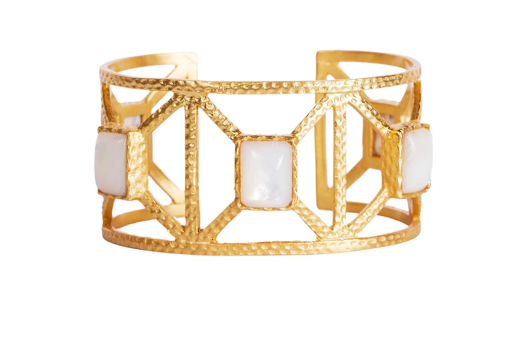 Lennox Cuff Pearl | Christina Greene