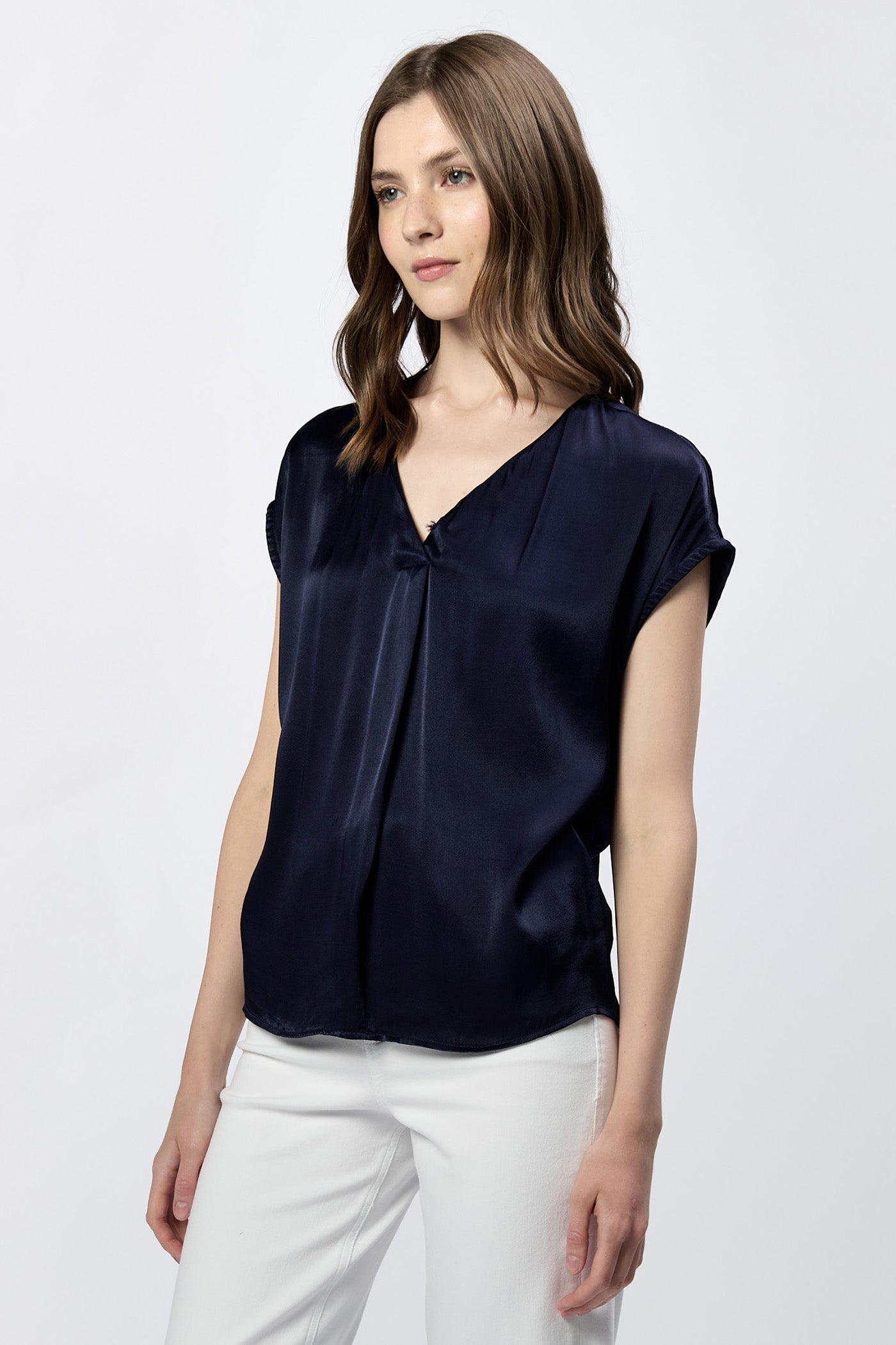 kristen-v-neck-short-sleeve-relaxed-fit-top-black-iris