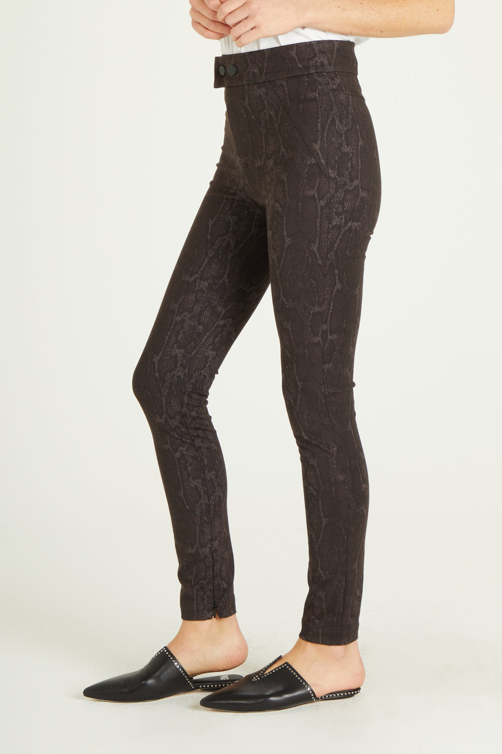 The Desert Snake Print Legging –