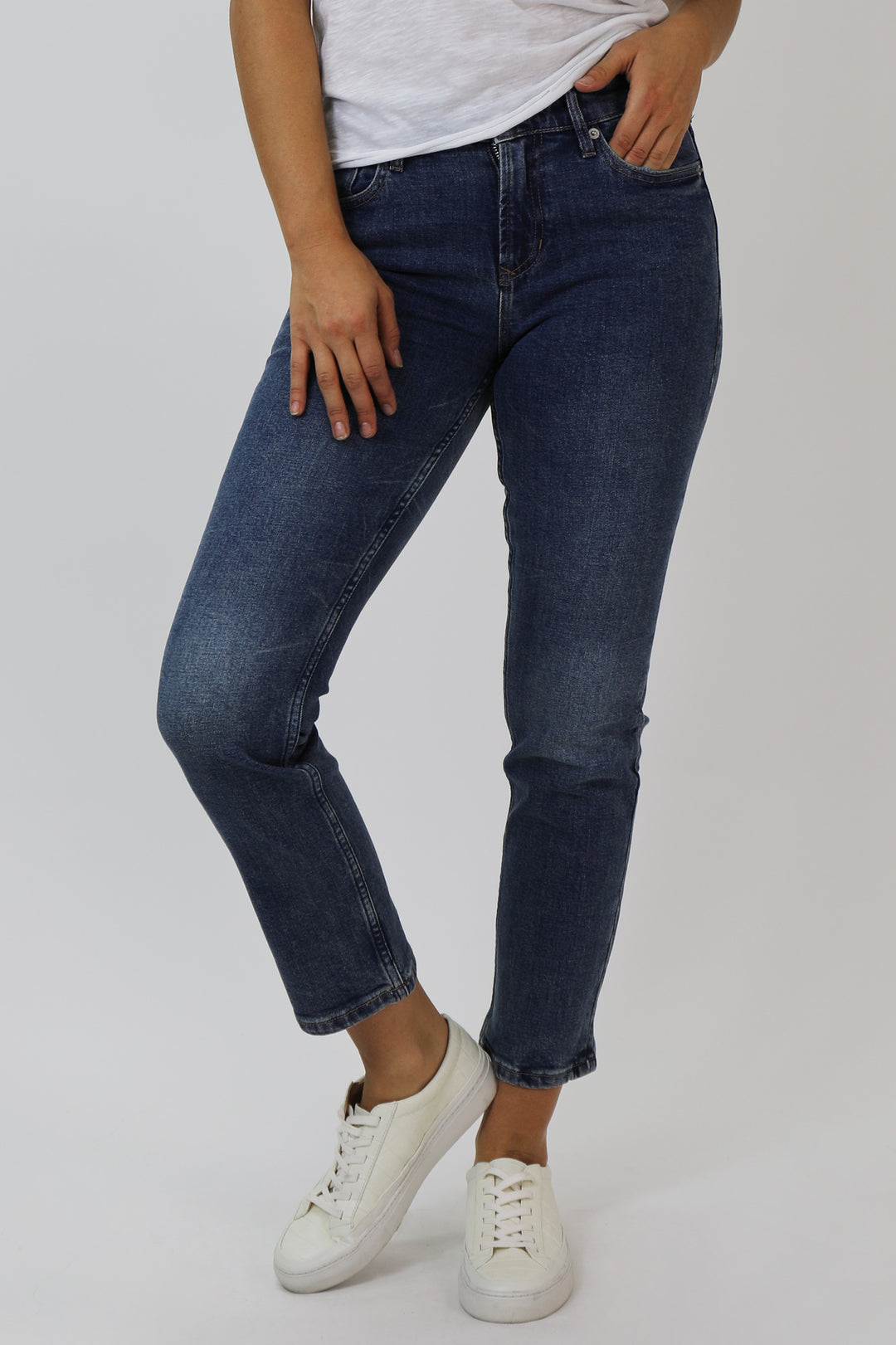 9 1/2 BLAIRE HIGH RISE CUFFED SLIM STRAIGHT JEANS IN DENVER – DEAR JOHN  DENIM