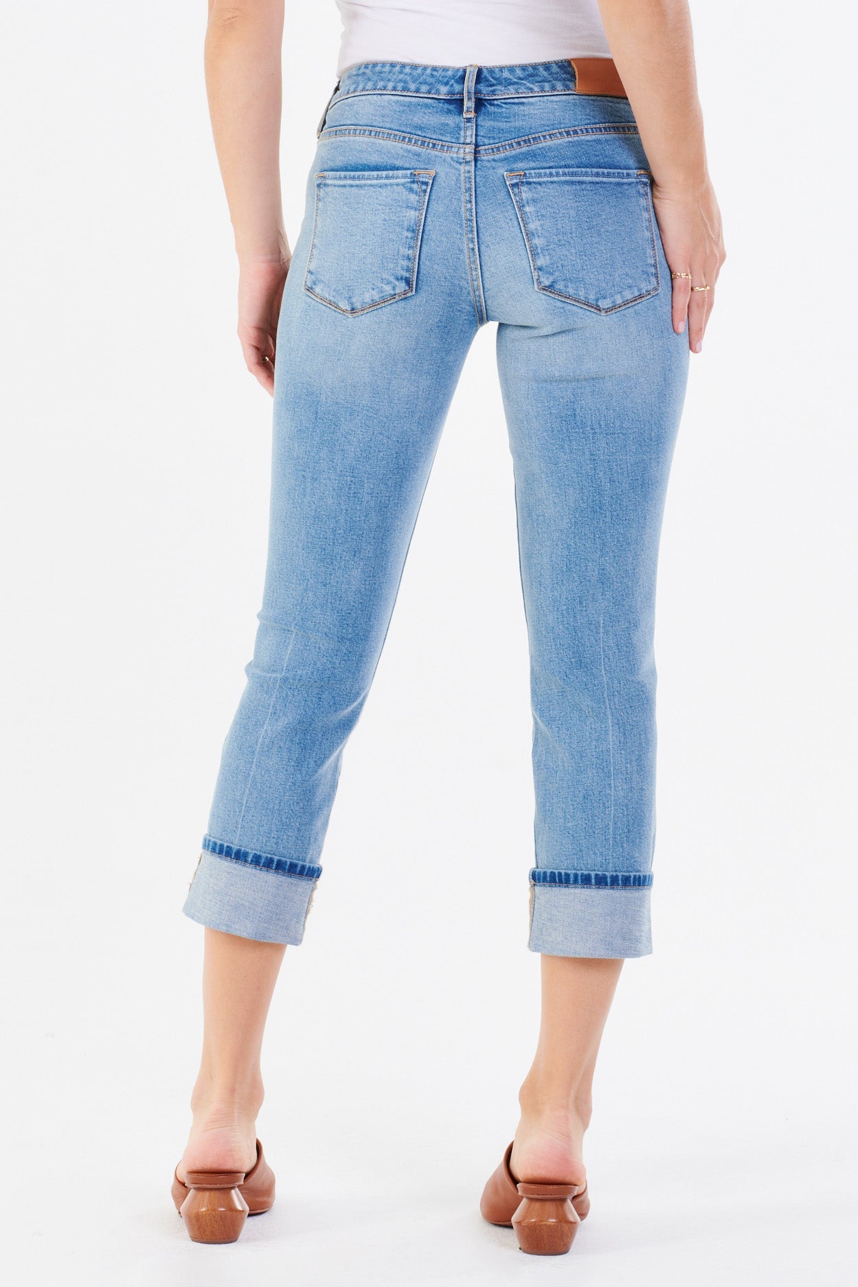 blaire-high-rise-cuffed-slim-straight-jeans-daylight
